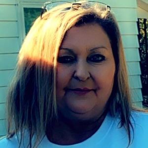 Meet your Posher, Pam